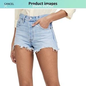 Women’s Levi’s Jean shorts. 27